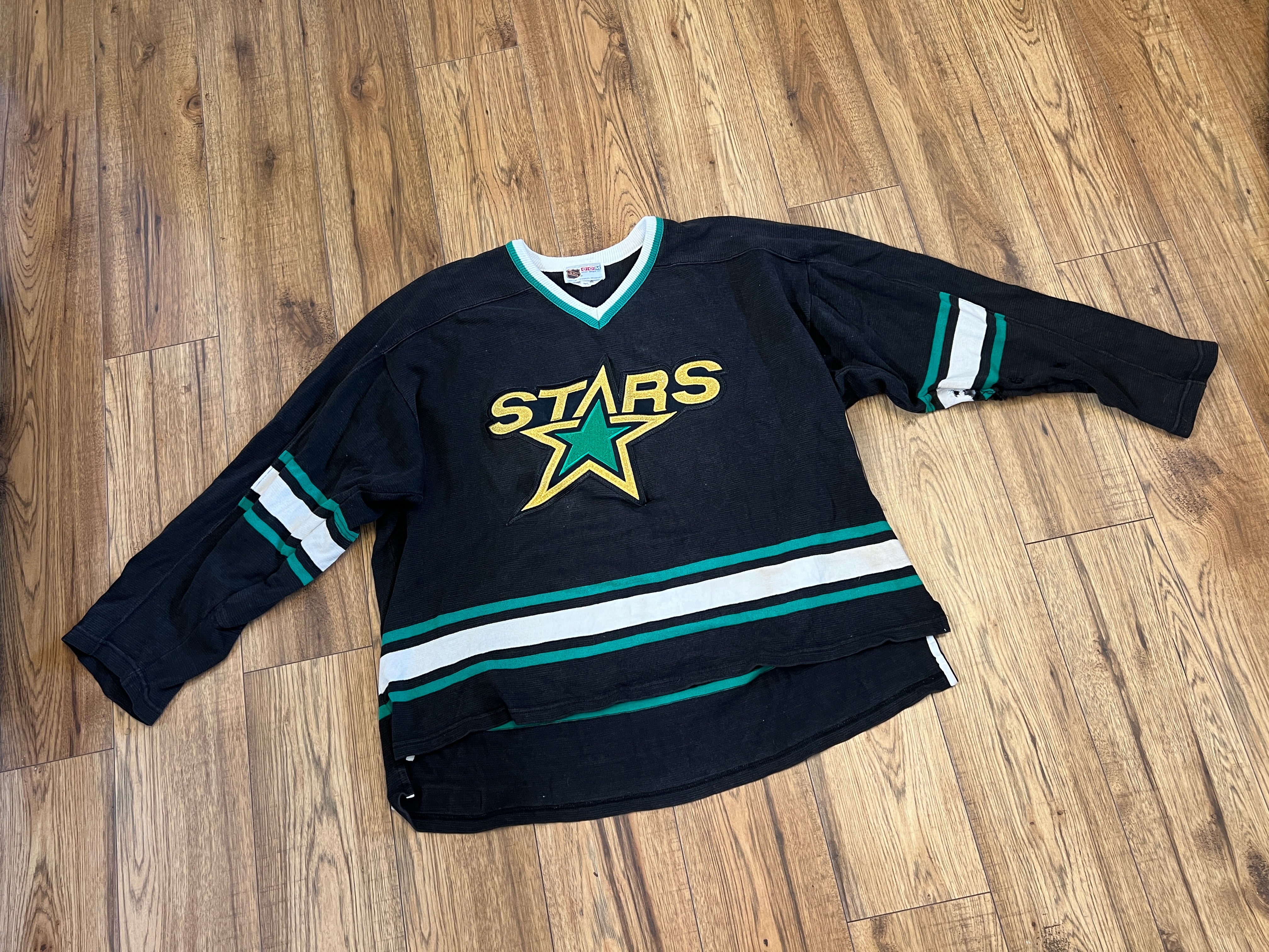 NHL Vintage 1990 s Dallas Stars Hockey Jersey CCM Sweater Style Rare M KidsStuffCanada