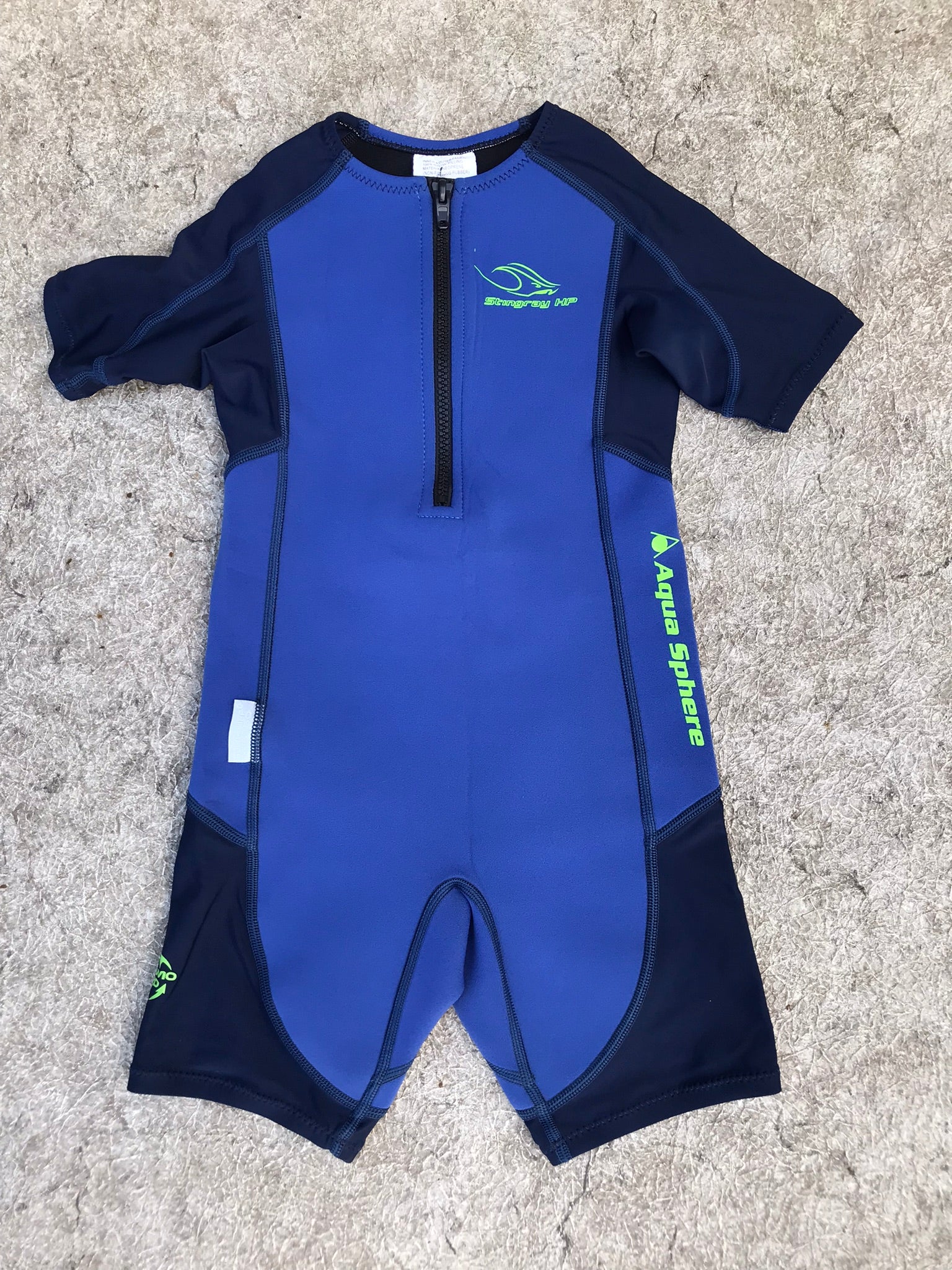 Aqua Sphere Stingray Thermal Youth wetsuit in CANADA