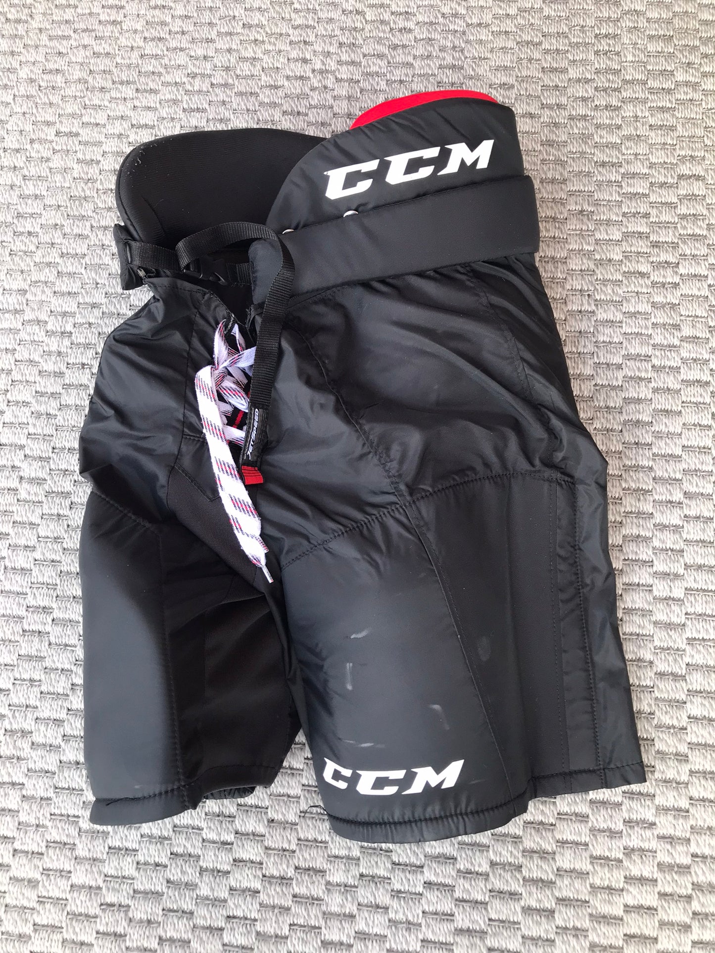 Hockey Pants Men's Senior Size Small CCM Vibe Like New