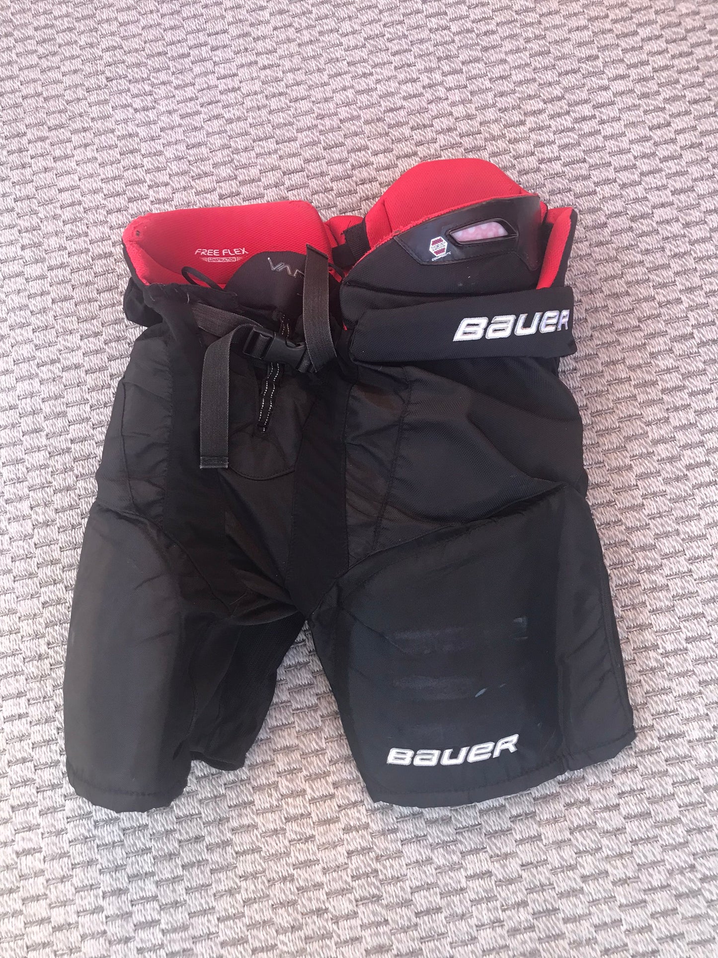 Hockey Pants Men's Size Large Bauer Vapor APX Minor Wear