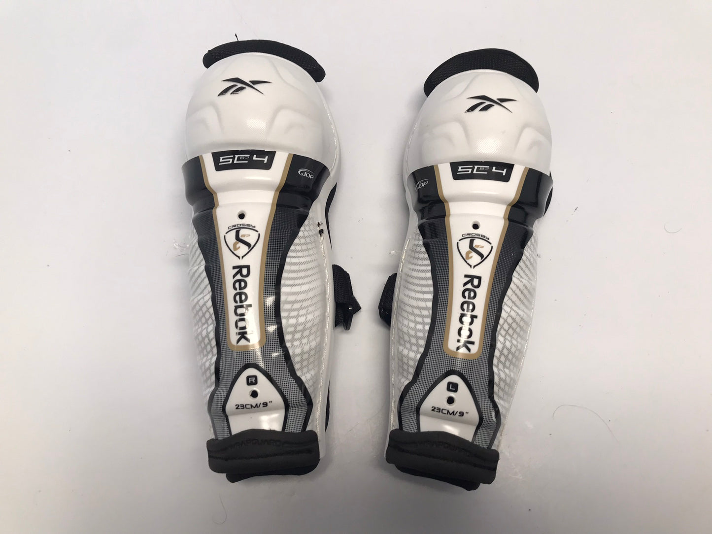 Hockey Shin Pads Child Size 9 inches Age 4-6 Reebox White Black Gold As New