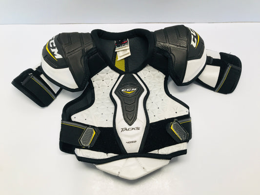 Hockey Shoulder Chest Pad Child Size Junior Large Age 9-12 CCM Tacks Outstanding