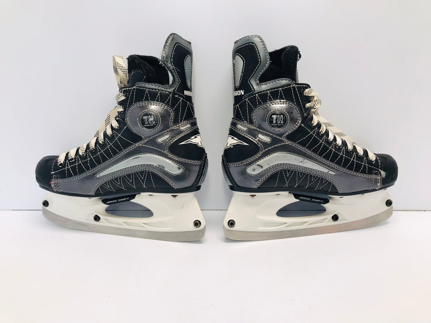 Hockey Skates Child Size 4 Shoe Size Mission Pure E New Demo Model