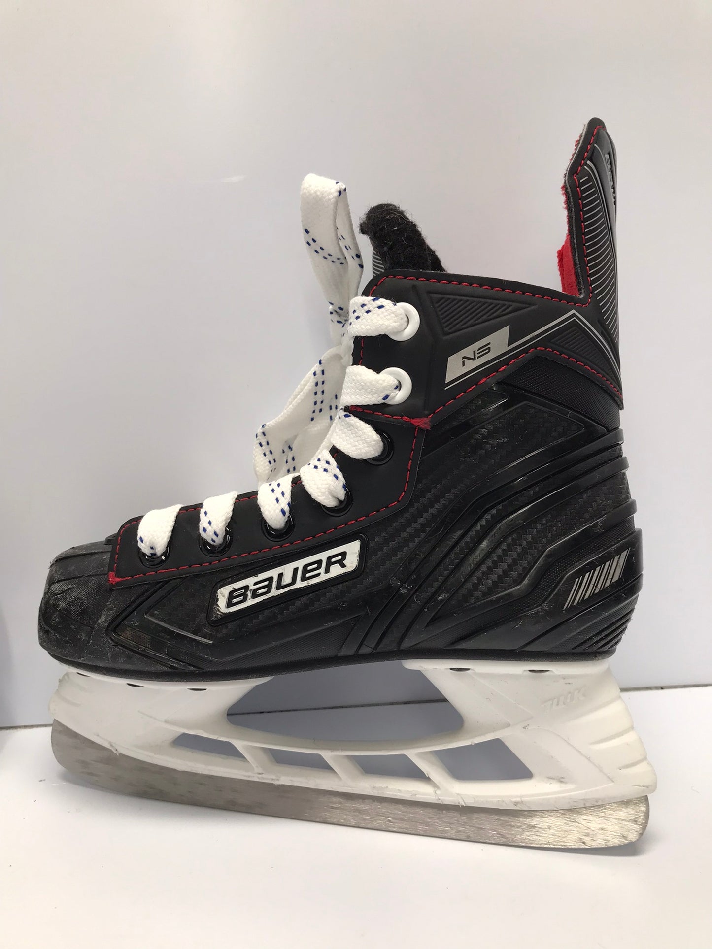 Hockey Skates Child Size 1 Shoe Size Bauer NS