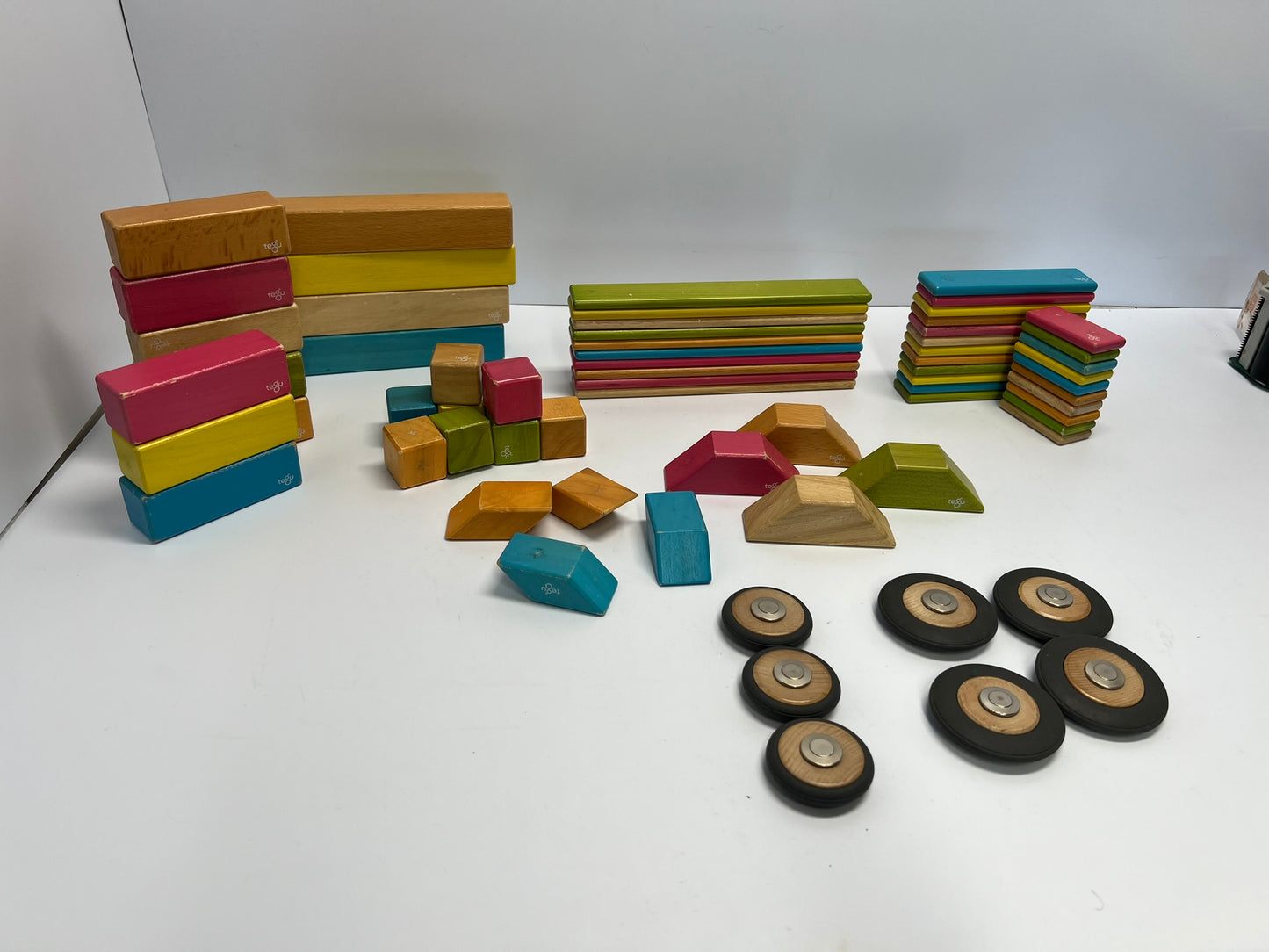 Tegu Magnetic Wooden Blocks 68 Piece