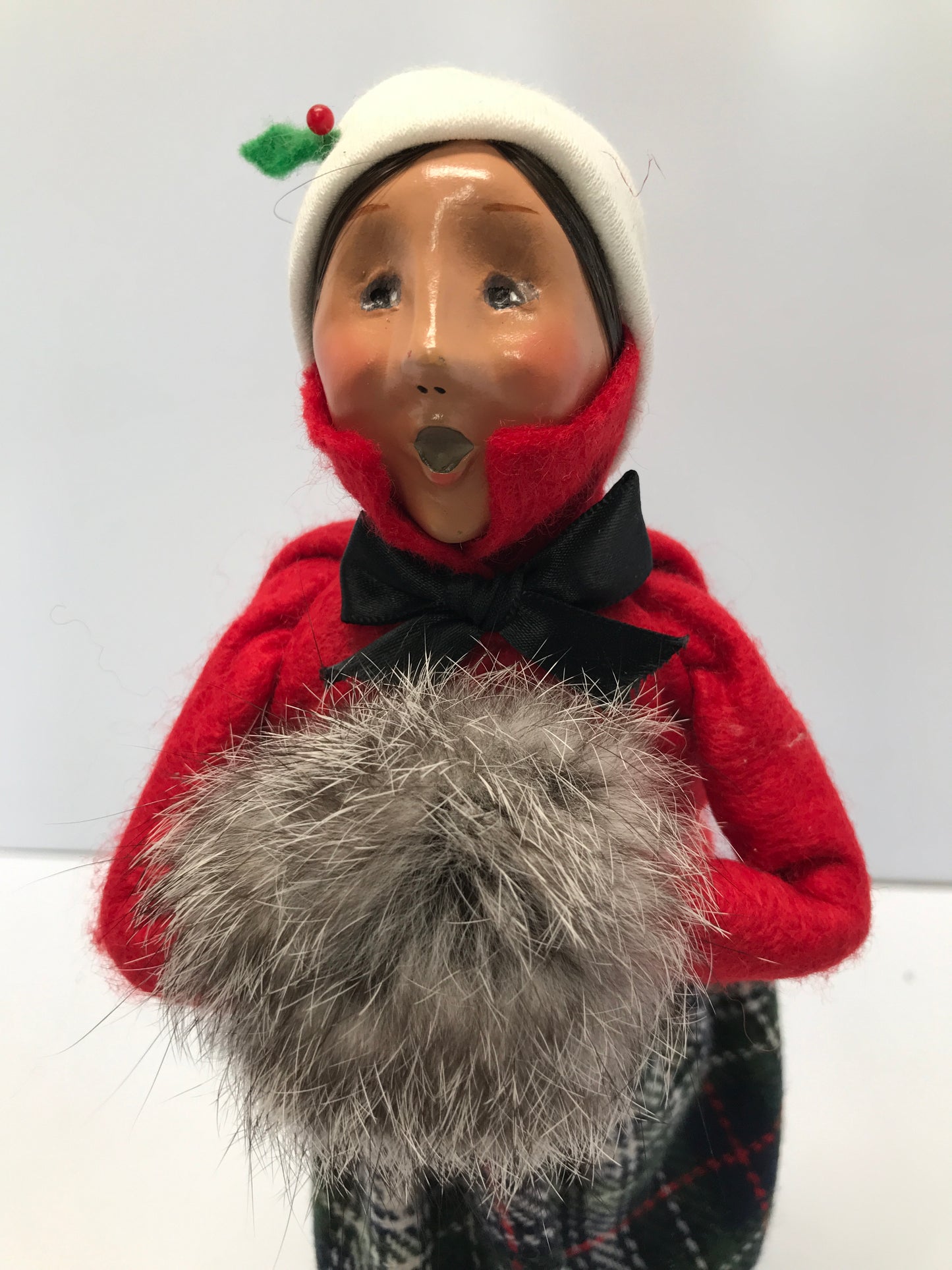 Christmas Vintage 11" Byers Choice Caroler With Muff Doll 1996 Rare