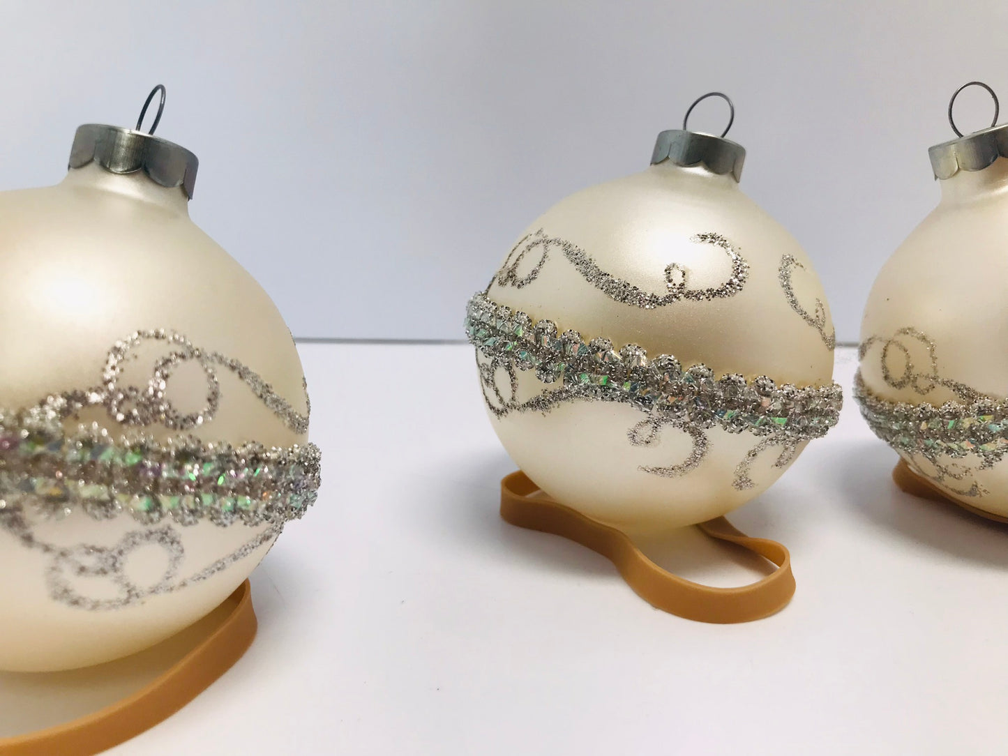 Christmas 6 Tree Ball Ornaments Vintage White Silver Bling Glam and Glitter