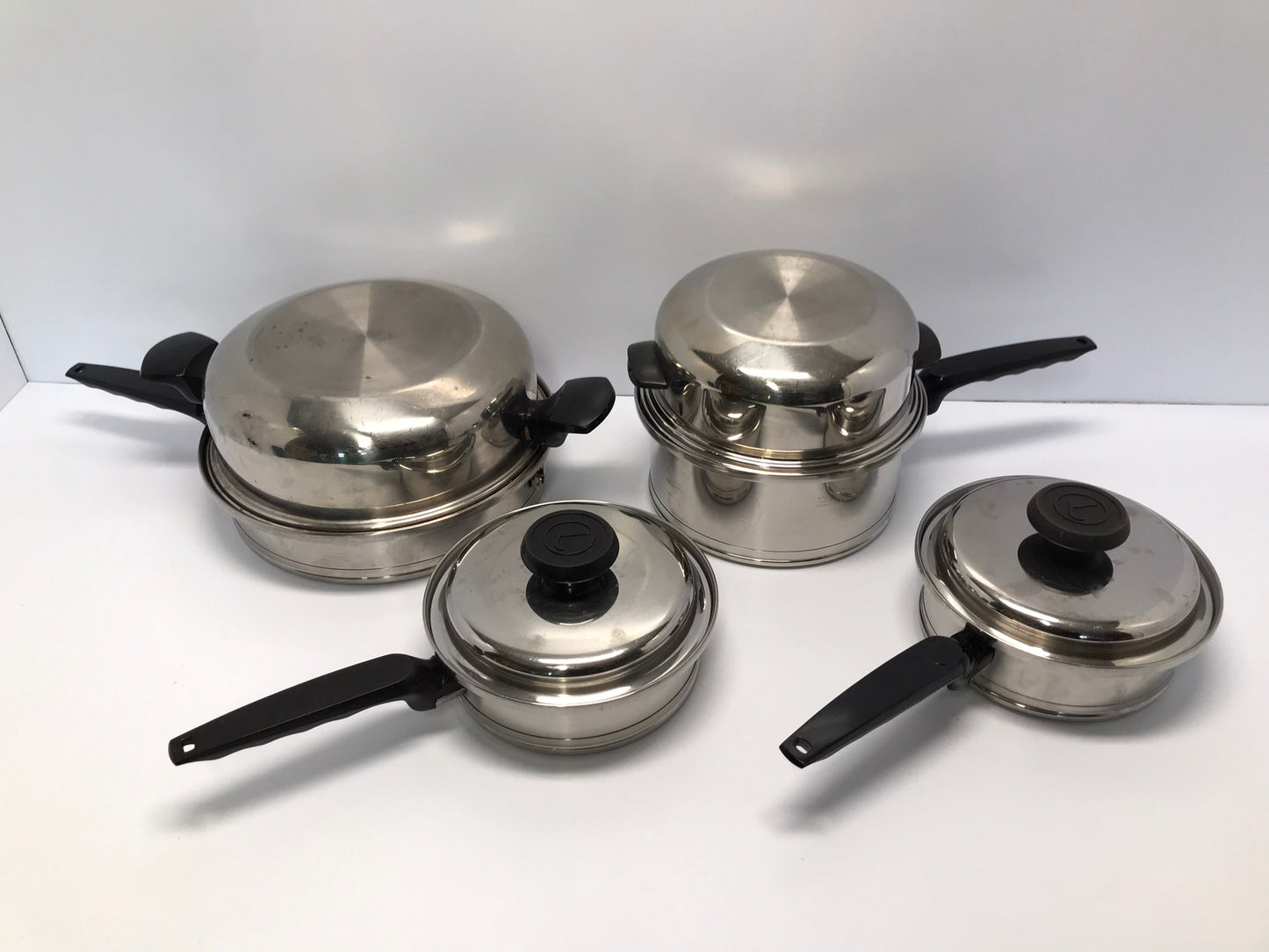 Lifetime Stainless Steel Cookware Set Lifetime Warranty 10 Piece With Dome Pot Lits and Reg Lids Like New