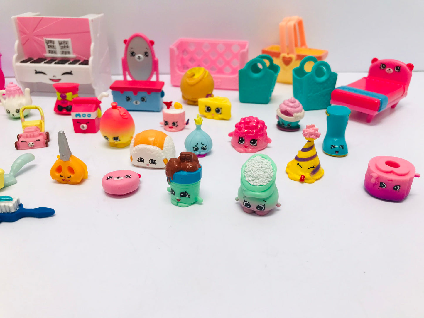 Shopkins Toys Assorted Lot Excellent