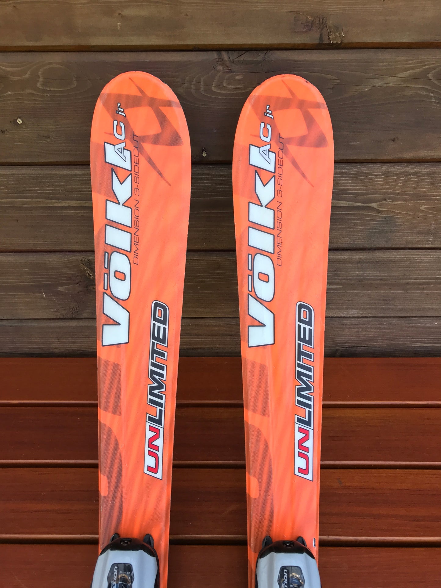 Ski 120 Volki Orange Grey Parabolic Bindings have great adjustment