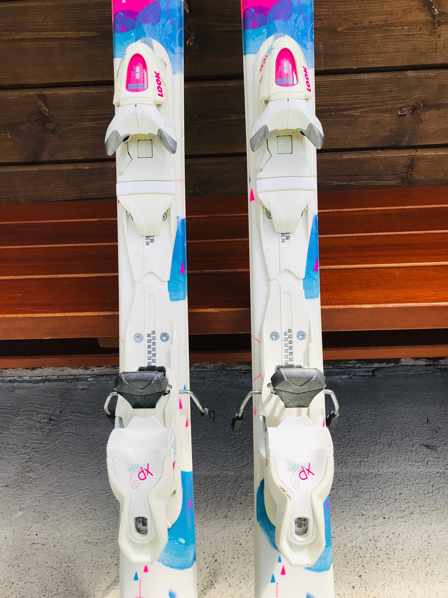 Ski 140 Dynaster Pink Blue Parabolic With Bindings