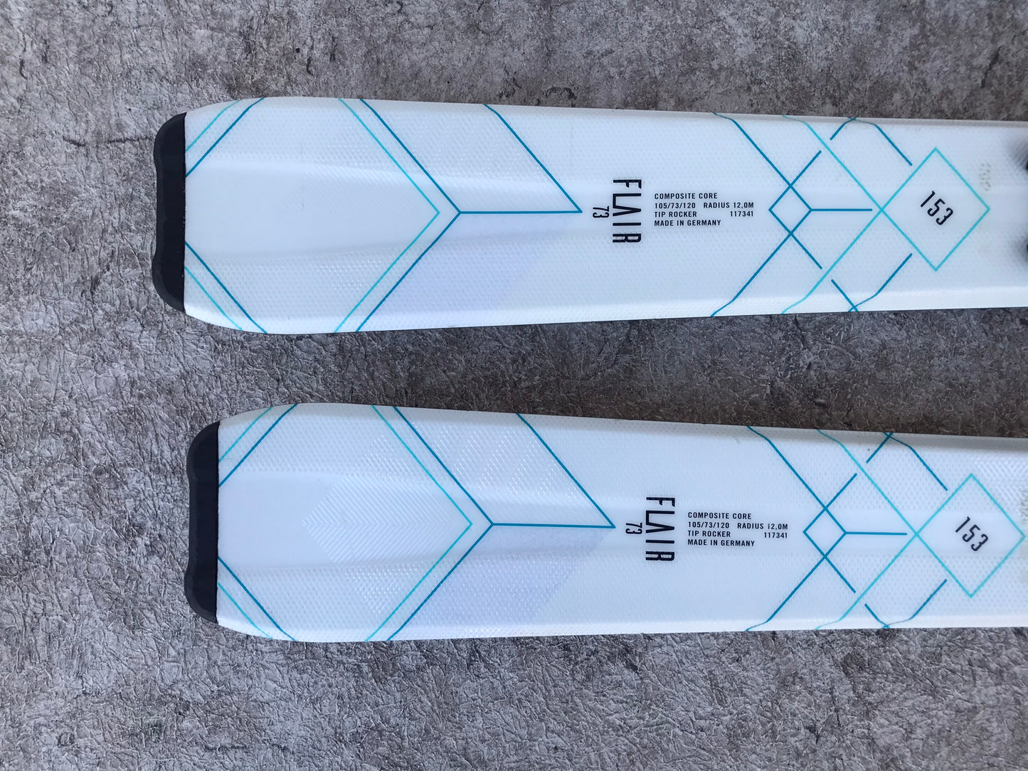 Ski 153 Volki Flair White Teal Parabolic with Bindings Excellent