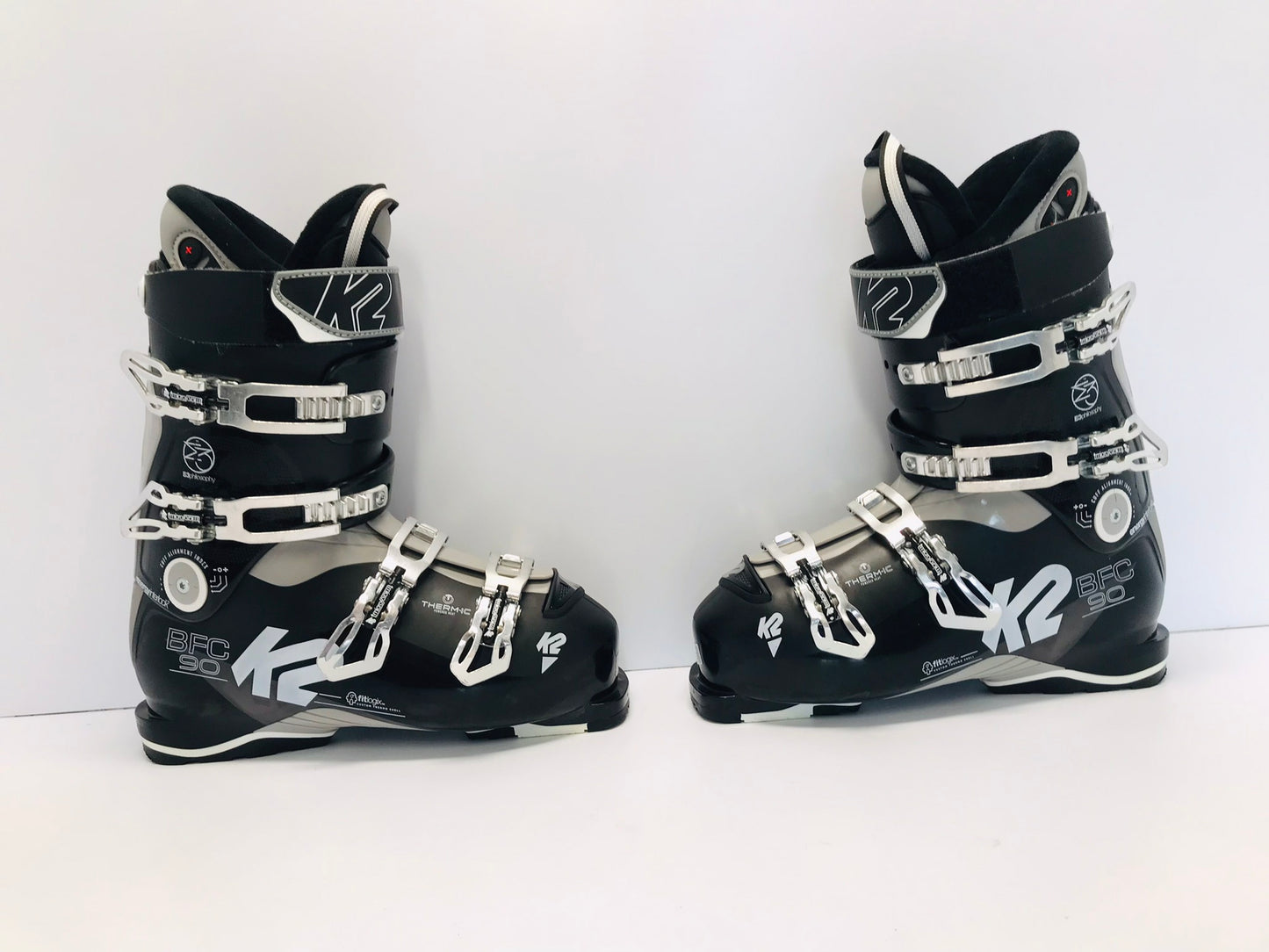 Ski Boots Mondo Size 27.5 Men's Size 9.5 Ladies Size 10.5 316 mm K-2 Fitlogix Black White Like New