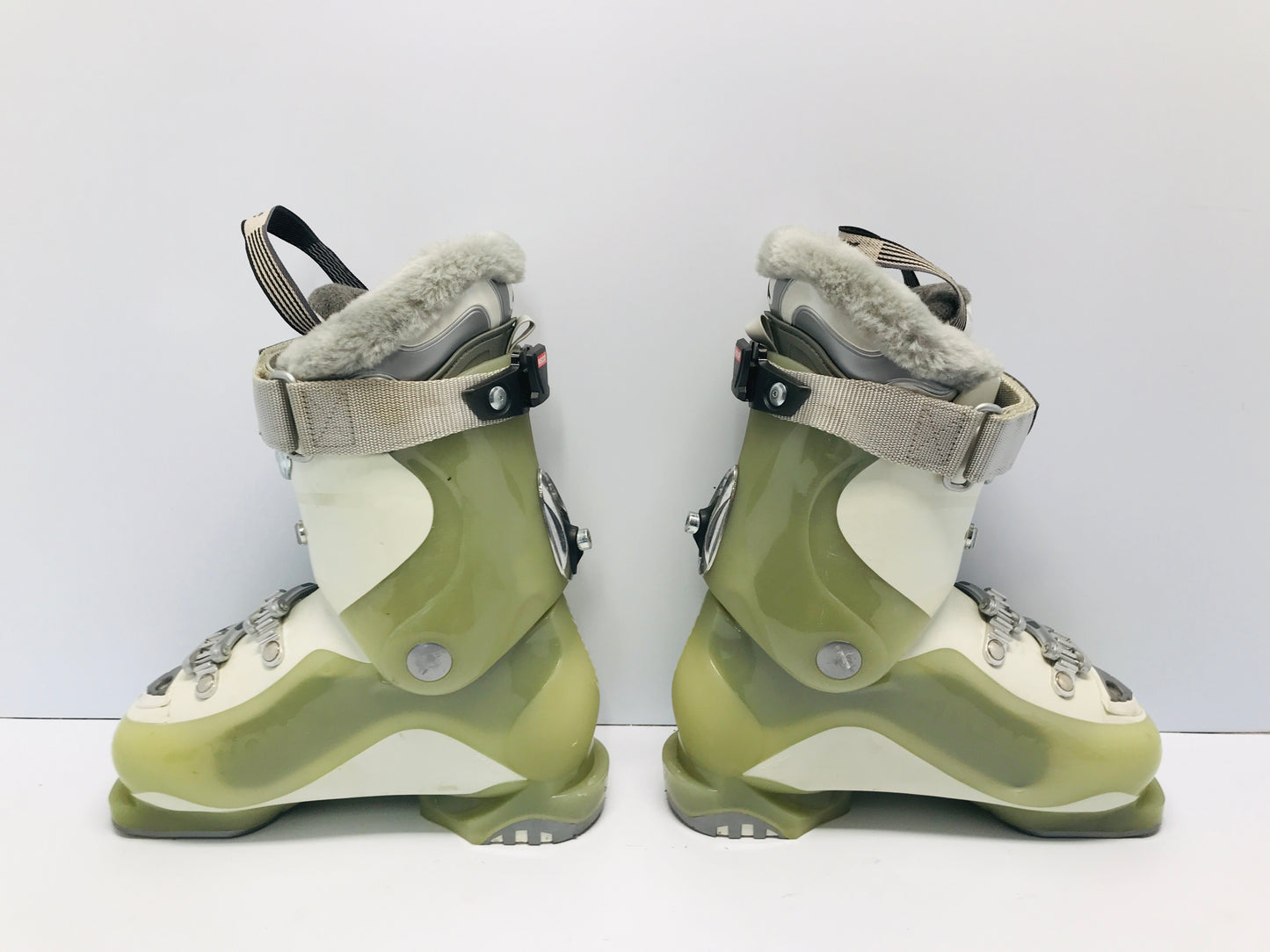 Ski Boots Mondo Size 25.5 Women's  Size 8.5 304mm Atomic Grey Sage Like New