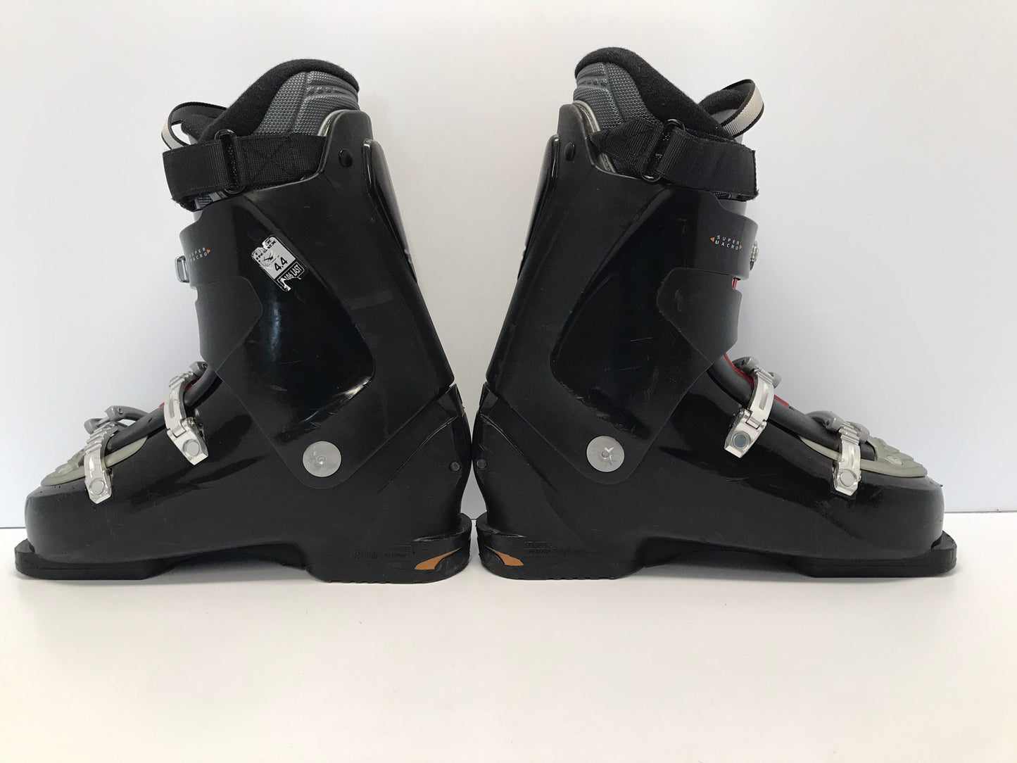 Ski Boots Mondo Size 27.5 Men's Size 9.5 Ladies Size 10.5 321mm Head Soft Walk Black Red Excellent