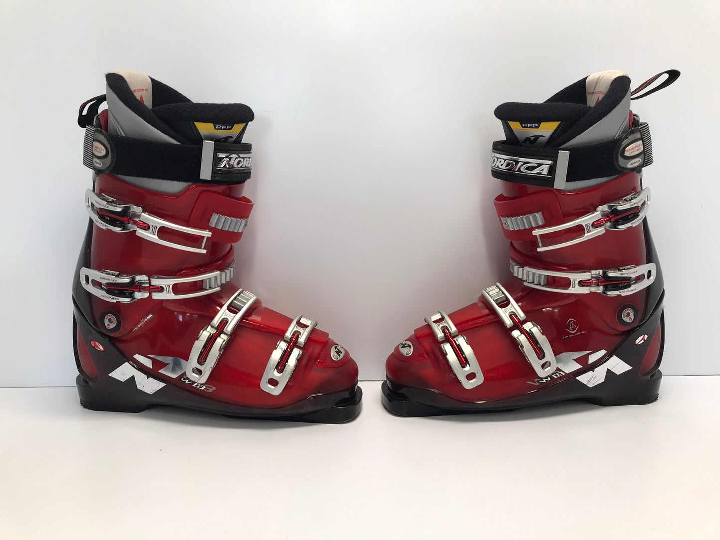 Ski Boots Mondo Size 28.5 Men's Size 10.5 325 mm Nordica Smoke Grey Chrimson Red  Like New