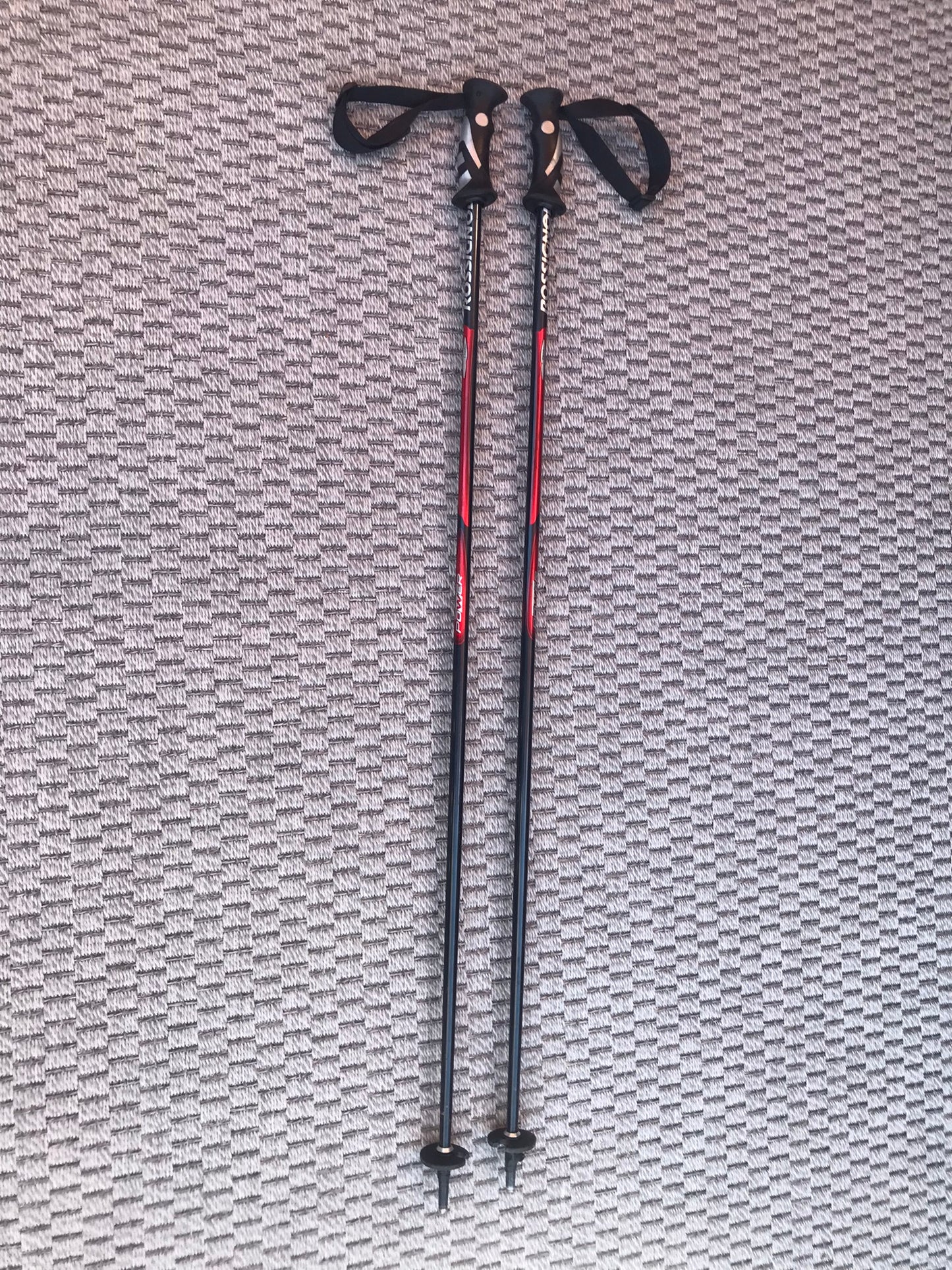 Ski Poles Adult Size 48 inch 120 cm Rossignol Black Red With Rubber Handles Excellent