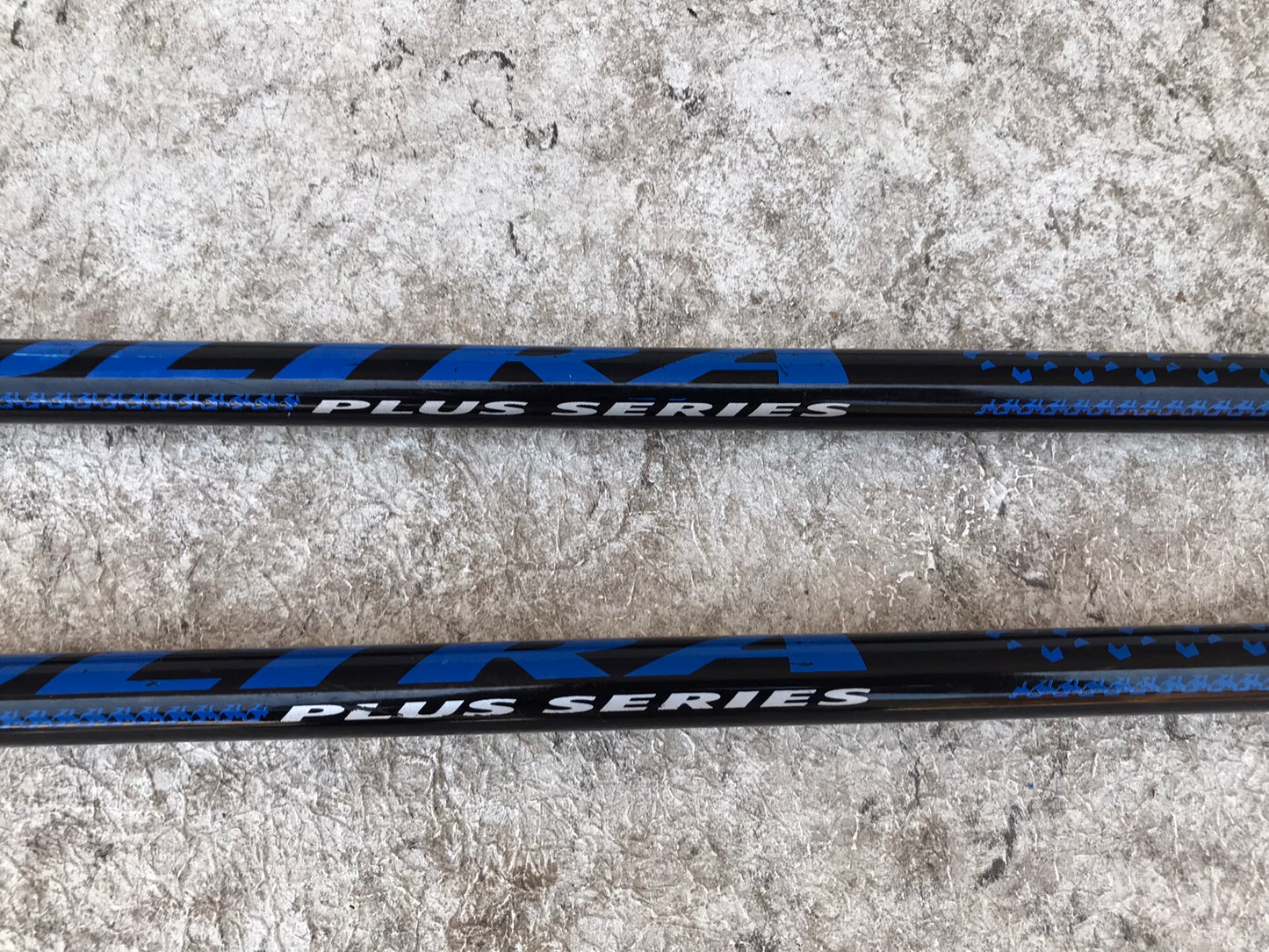 Ski Poles Adult Size 50 inch 125 cm Ultra Sports  Black Blue Excellent