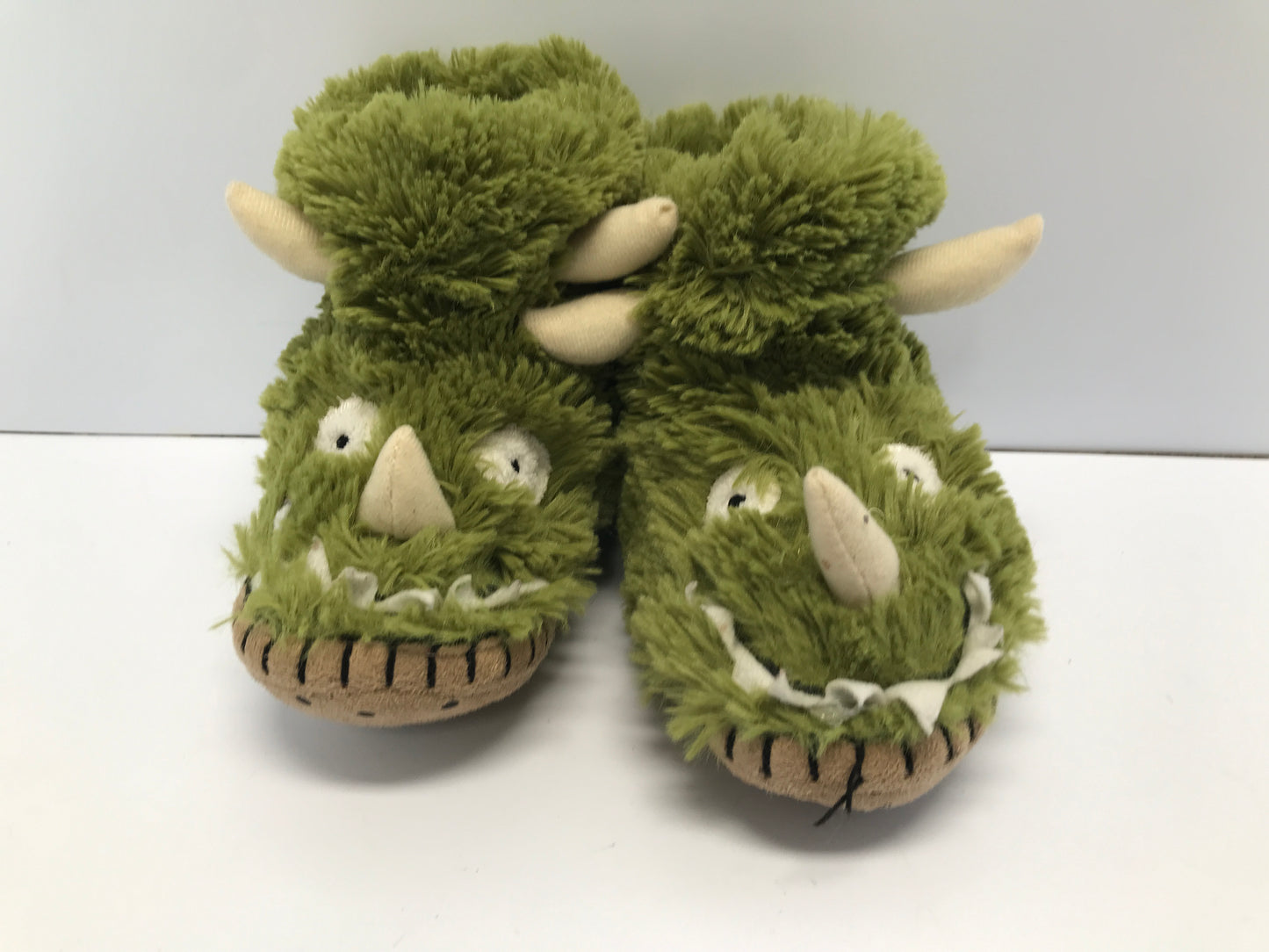 Slippers Child Size 5-7 Hatley Dino Like New