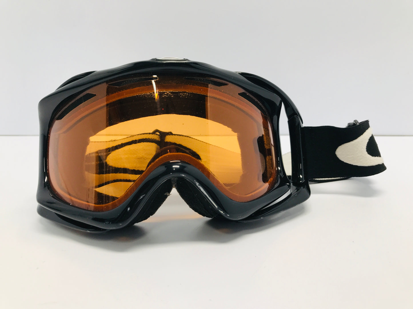 Ski Goggles Adult Size Medium Oakley Orange Lense Minor Wear