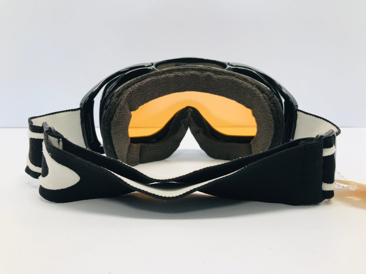 Ski Goggles Adult Size Medium Oakley Orange Lense Minor Wear