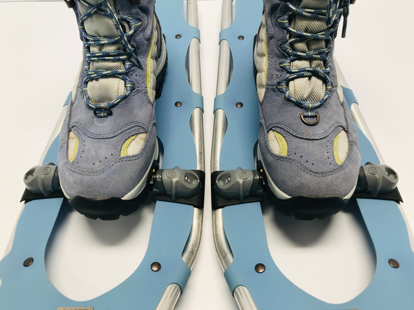 Snowshoes LL Bean Trailblazer Set Up With LL Bean Winter Tek Boots Women's Size 8 Waterproof Like New