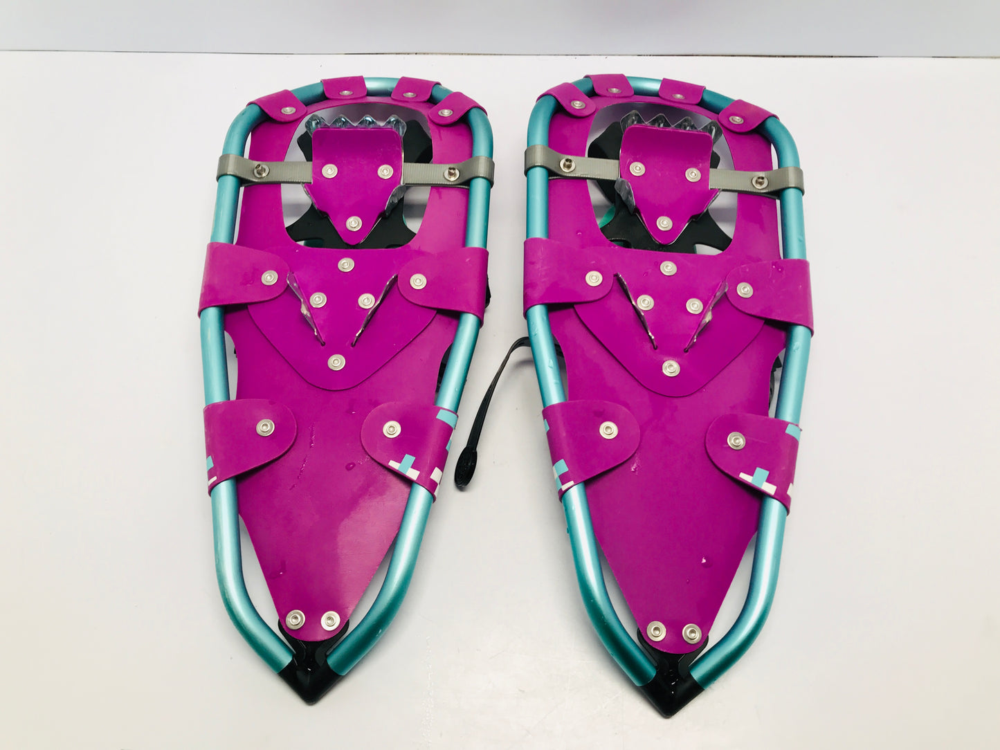 Snowshoes Size Junior Length 20in Age 8-12 Weight 50-120lbs Atlas Echo 20 V-Frame Purple Teal Like New