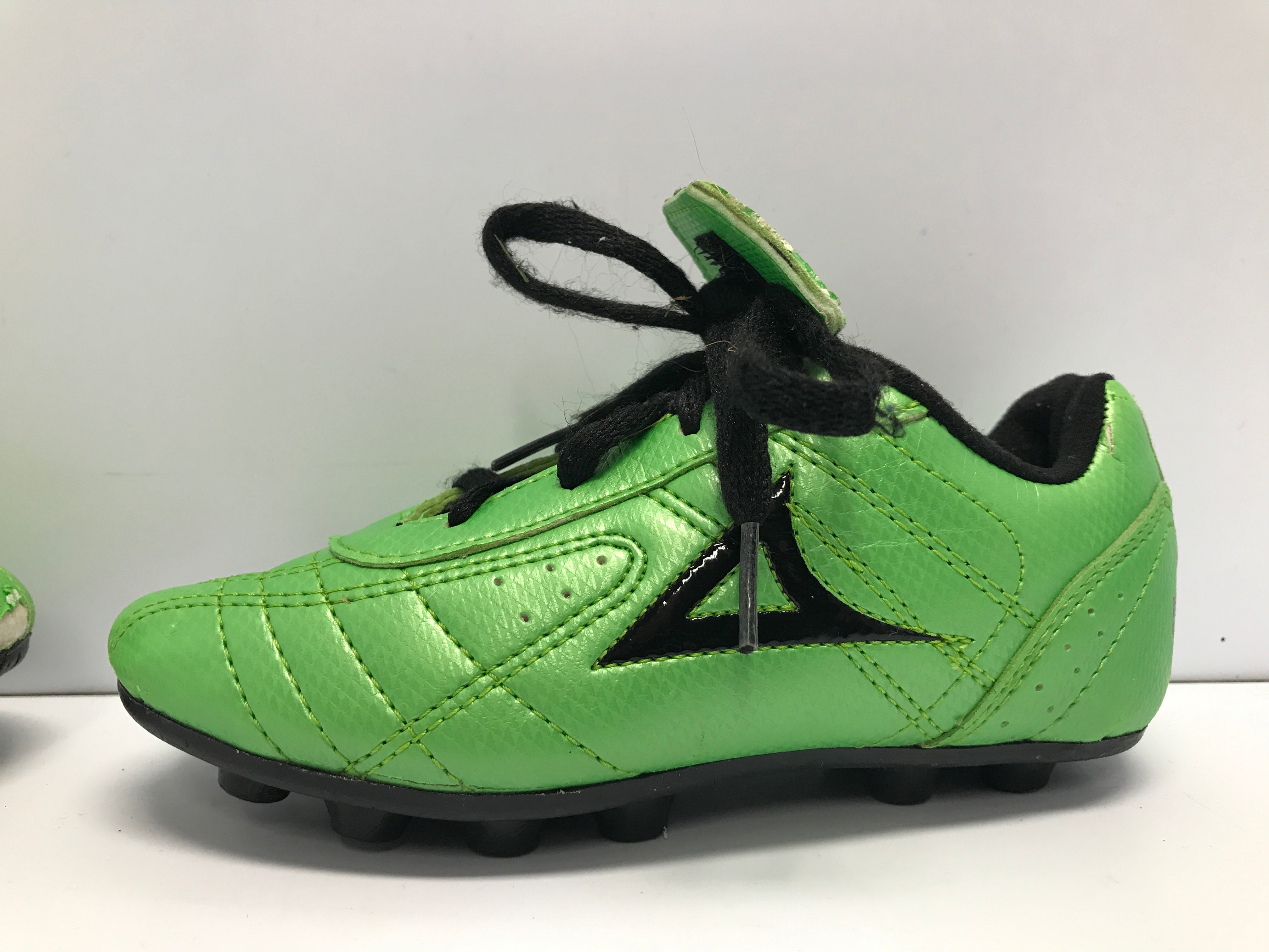 Soccer Shoes Cleats Child Size 10 Prima Toddler Green Black KidsStuffCanada