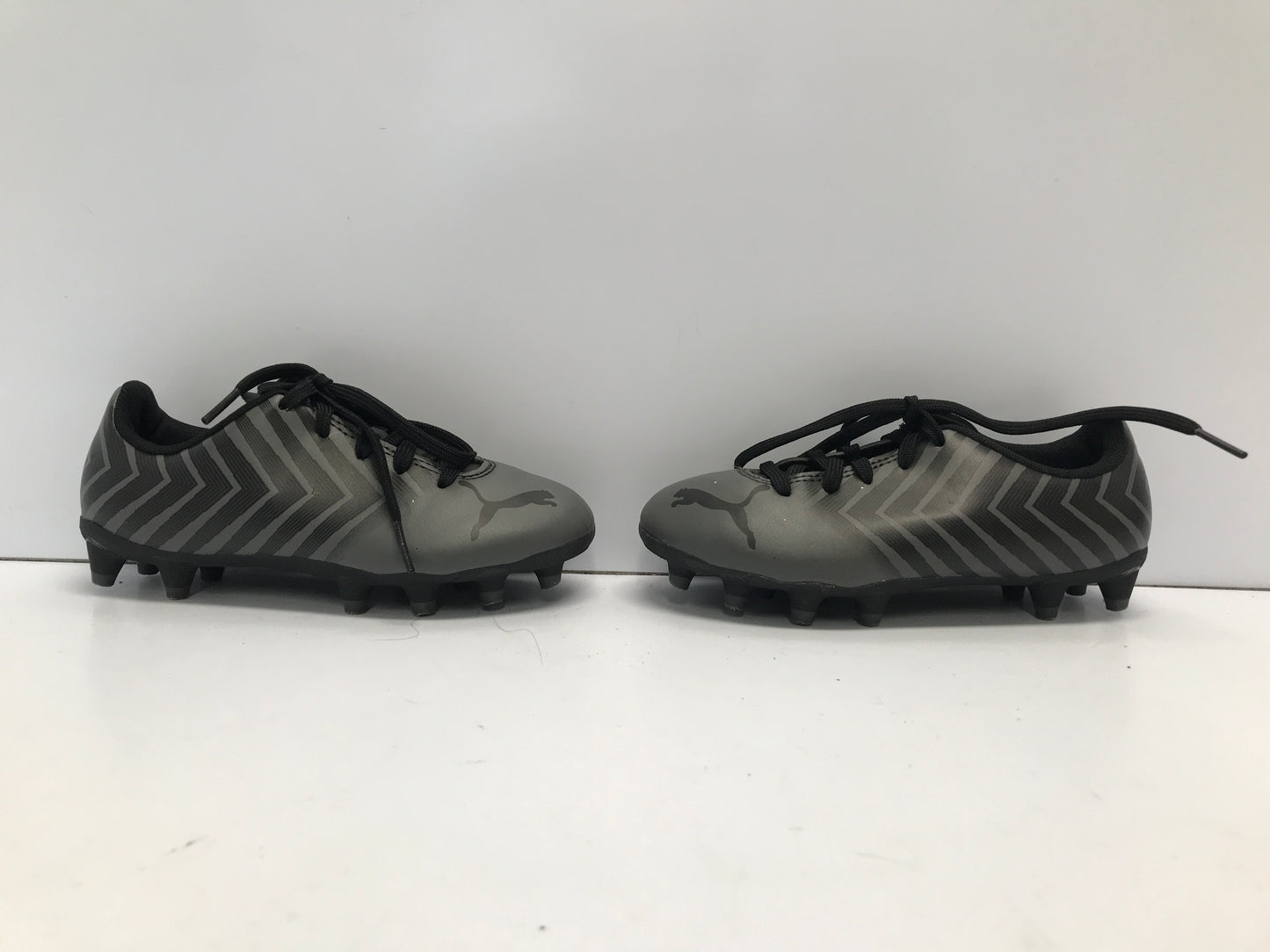 Soccer Shoes Cleats Child Size 12 Puma Black Grey Like New