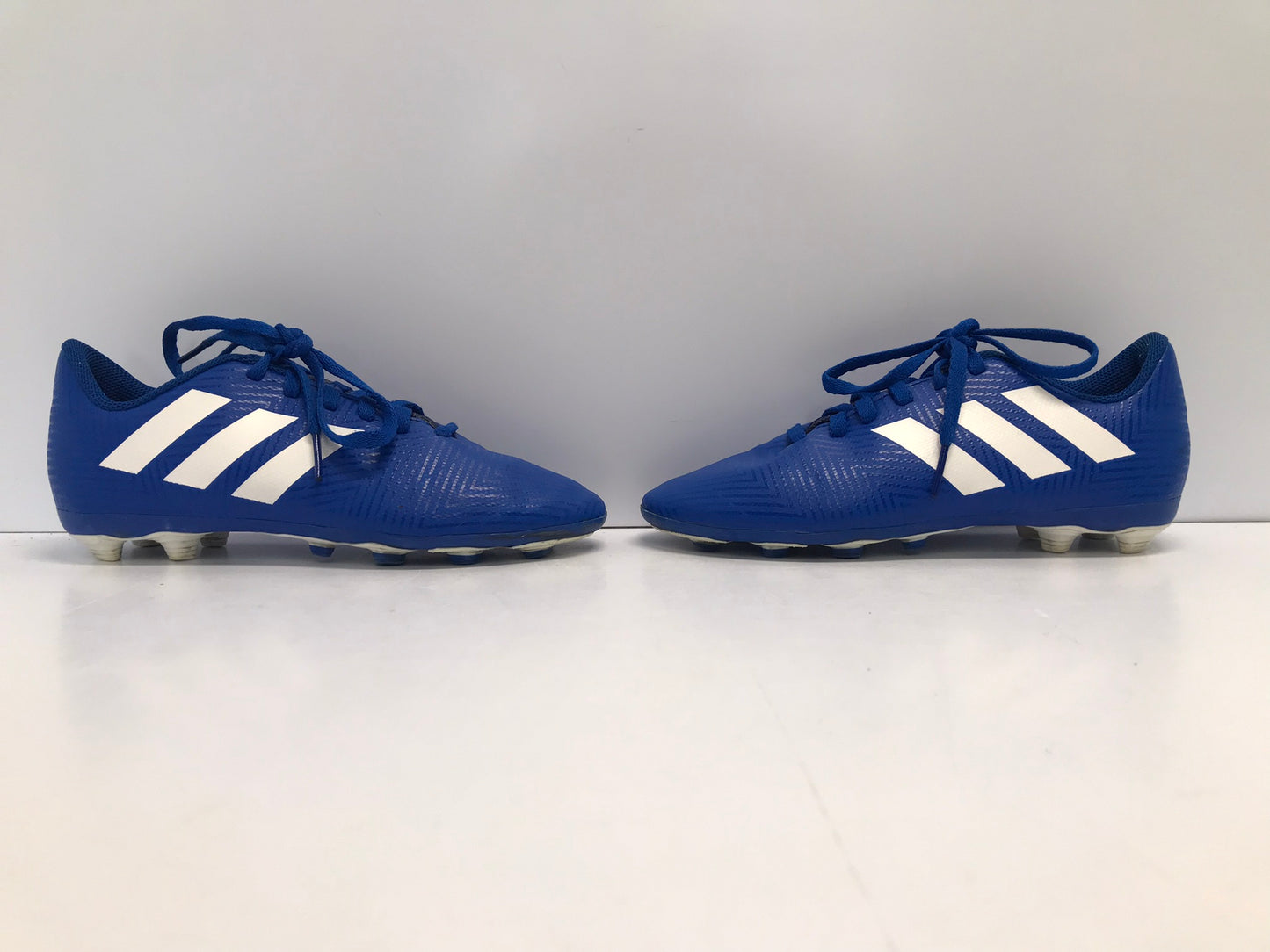 Soccer Shoes Cleats Child Size 2 Adidas Nemeziz Blue White Excellent