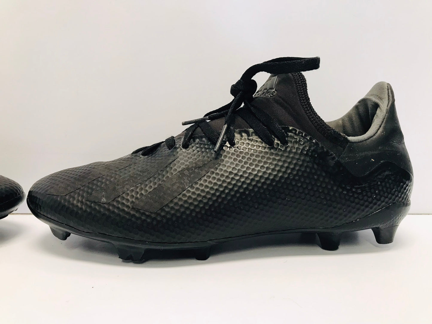 Soccer Shoes Cleats Men's Size 7 Black Excellent