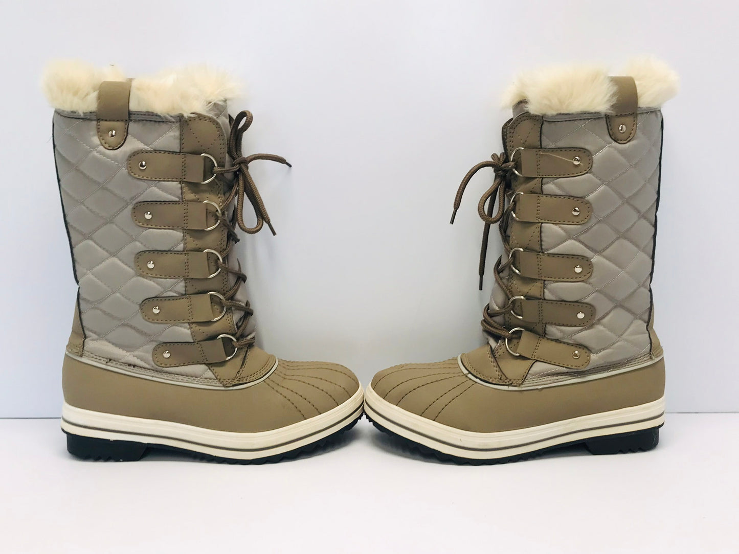 Winter Boots Ladies Size 6.5 Beige Faux Fur New