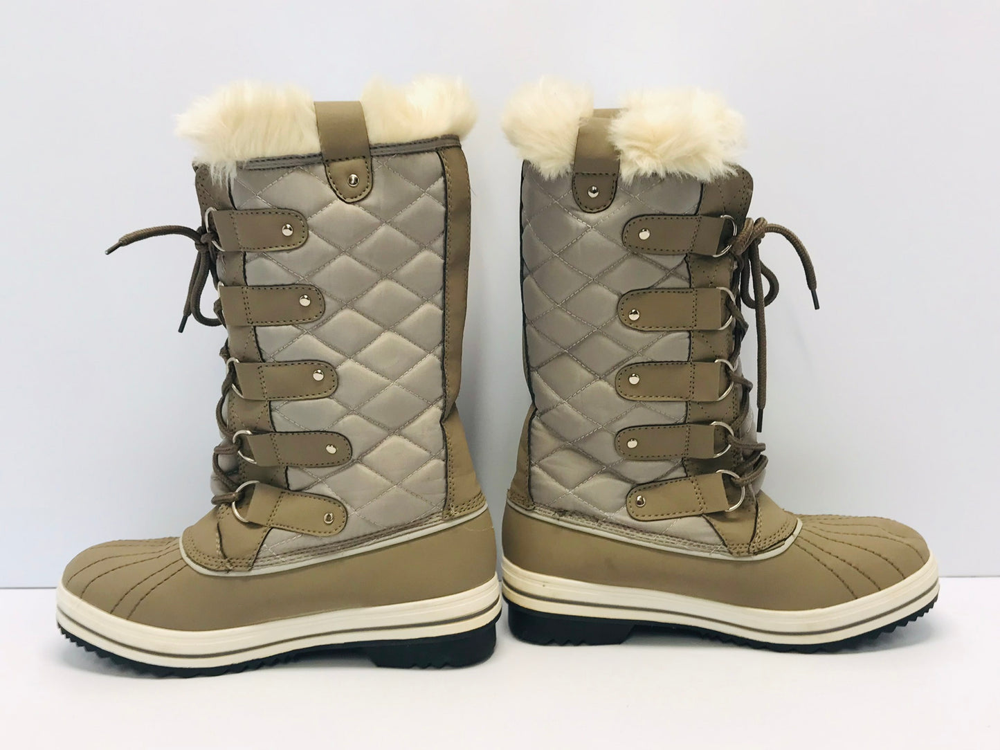 Winter Boots Ladies Size 6.5 Beige Faux Fur New