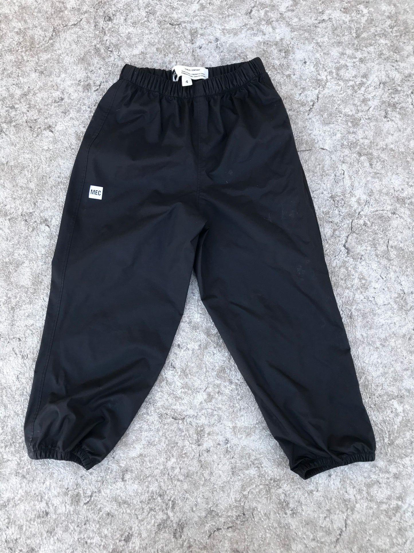 Rain Pants Child Size 4 MEC Black New Demo Model