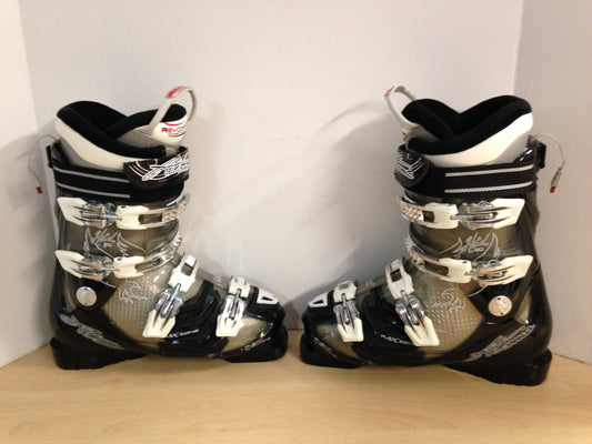 Ski Boots Mondo Size 27.0 Men's Size 9 Ladies Size 10 315 mm Atomic Hawx Black Grey White New Demo Model