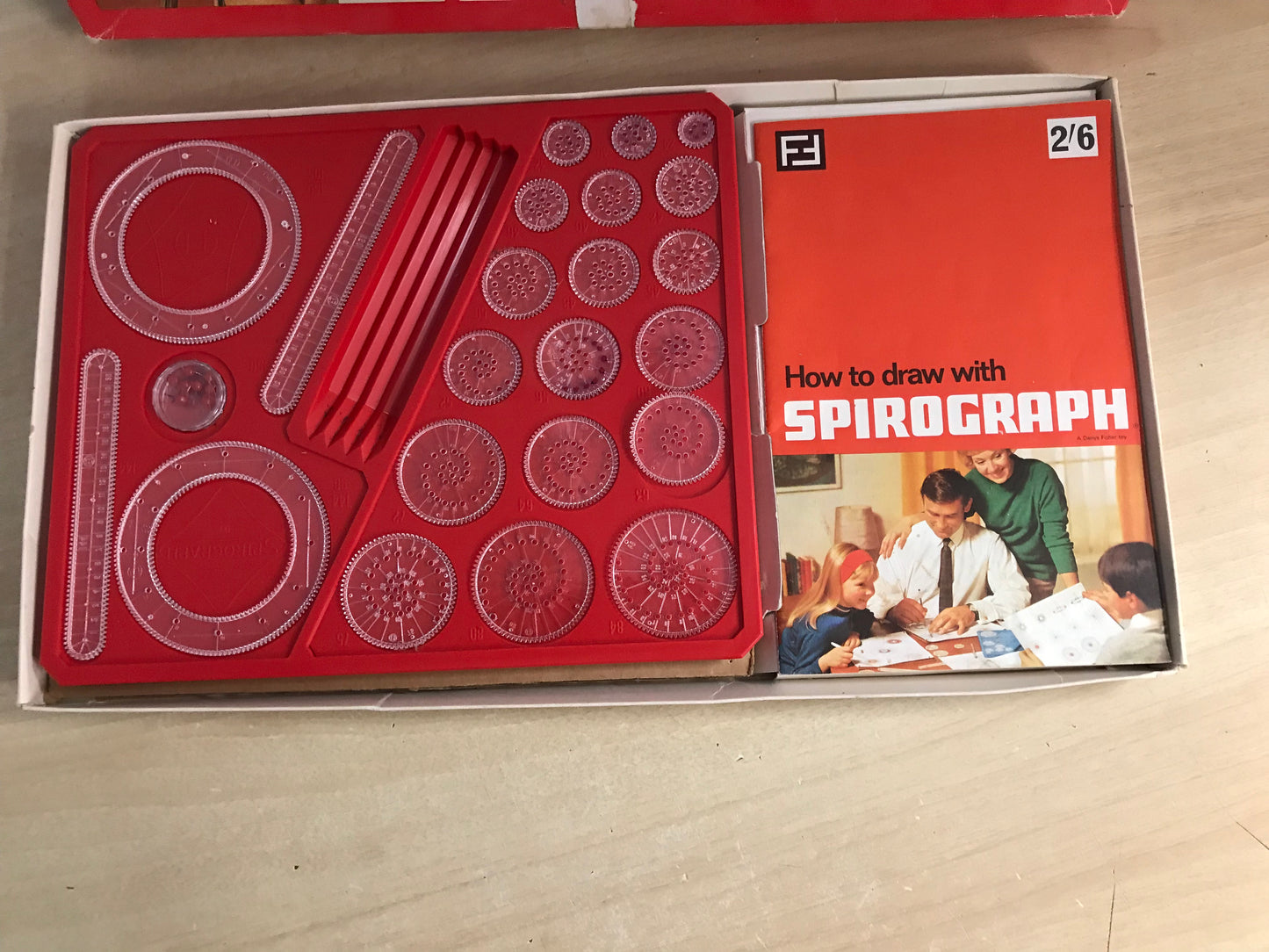 Spirograph Kenner 1968 Vintage Set Missing Pens and Tiny Circle