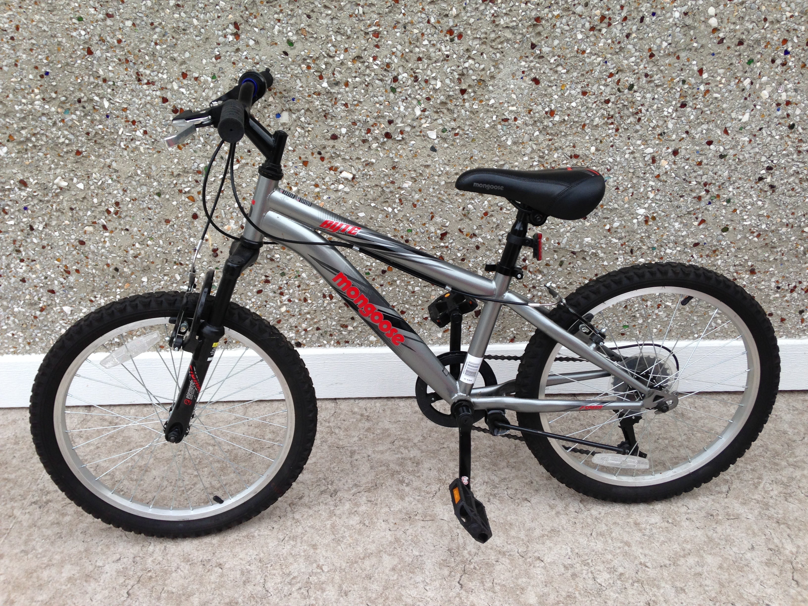 Bike Child 20 inch Mongoose 7 Speed As New Mint Condition KidsStuffCanada