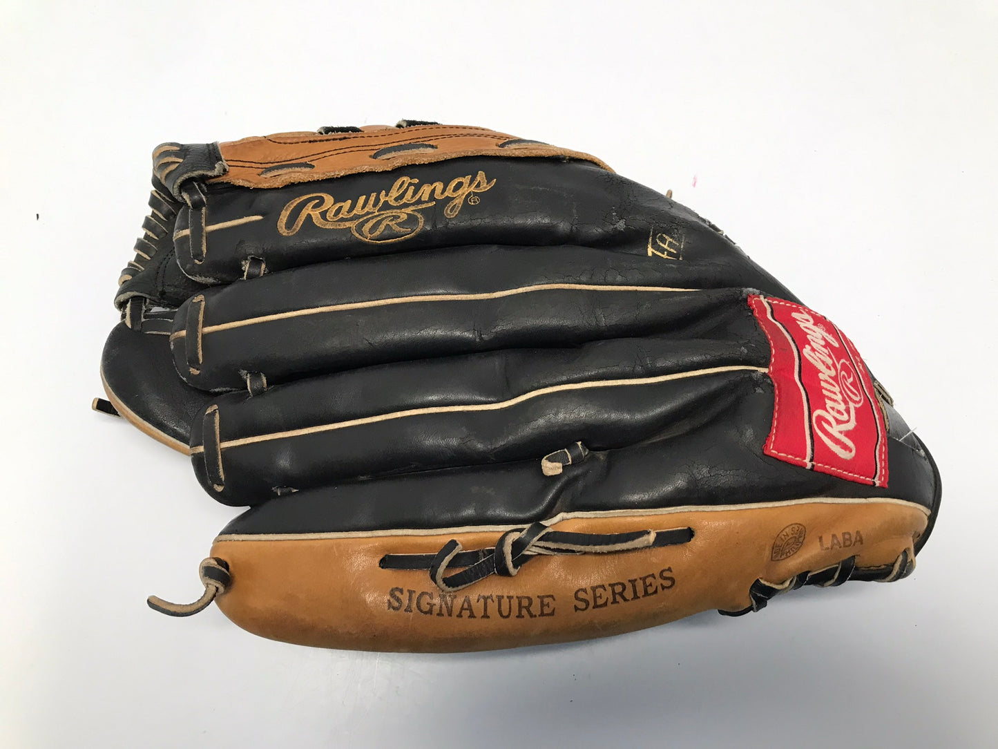 Baseball Glove Adult Size 13.5 inch Rawlings Signature Series  Leather Fits on Left Hand Excellent