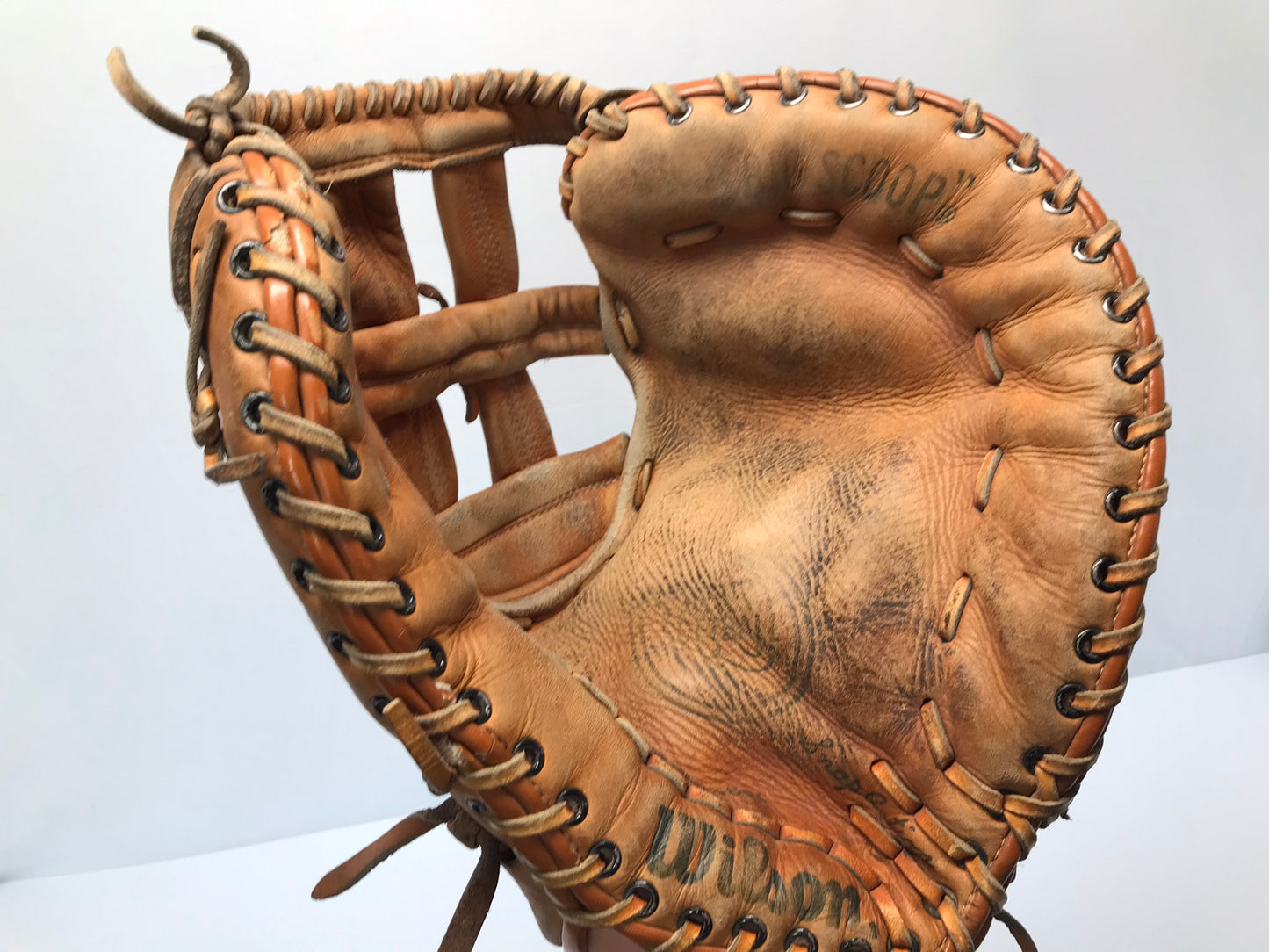 Baseball Glove Adult Size 13.5 inch Wilson Big Scoop Leather Fits on Left Hand RARE