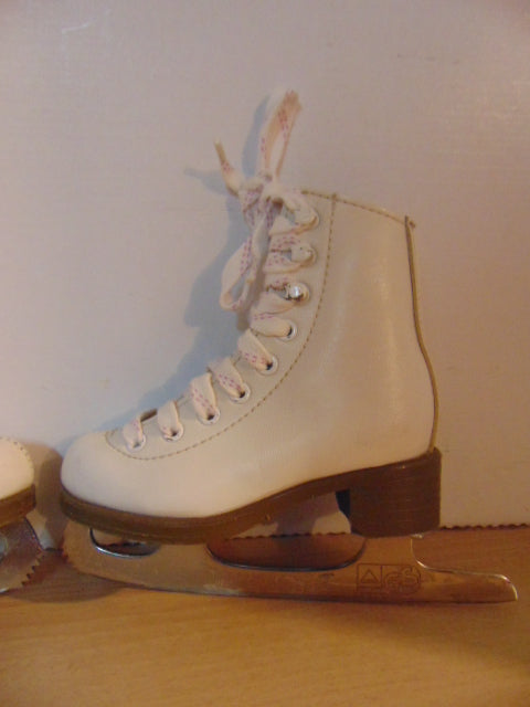 Figure Skates Child Size 8 Toddler Glacier 170