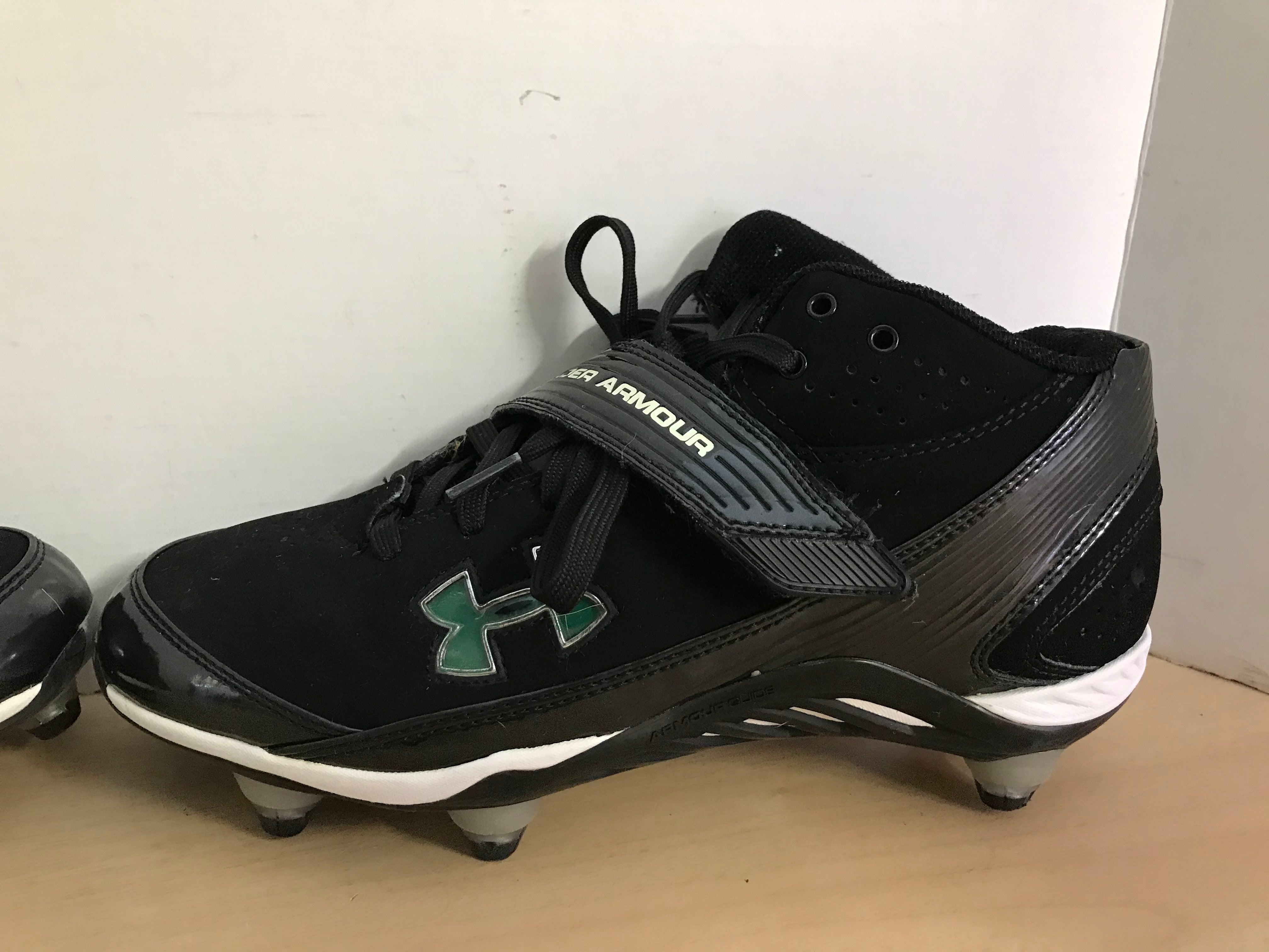 Football Rugby Shoes Cleats Men s Size 8 Under Armour As New Black