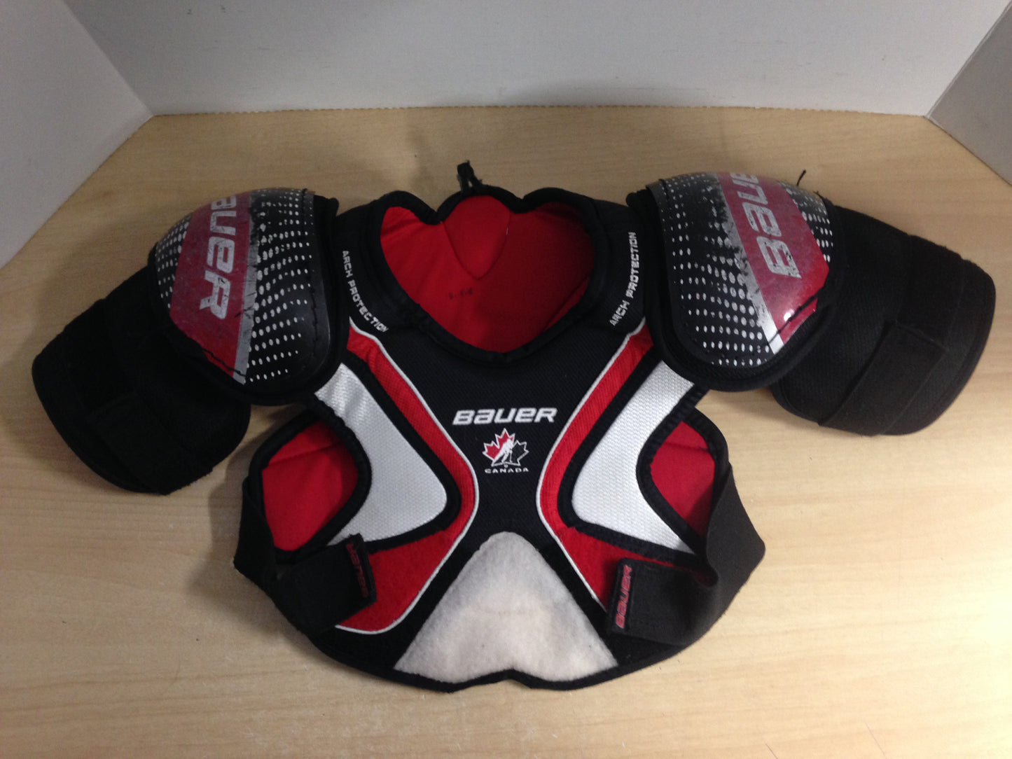 Hockey Shoulder Chest Pad Child Size Junior Small Bauer Canada Red Black White Minor Wear