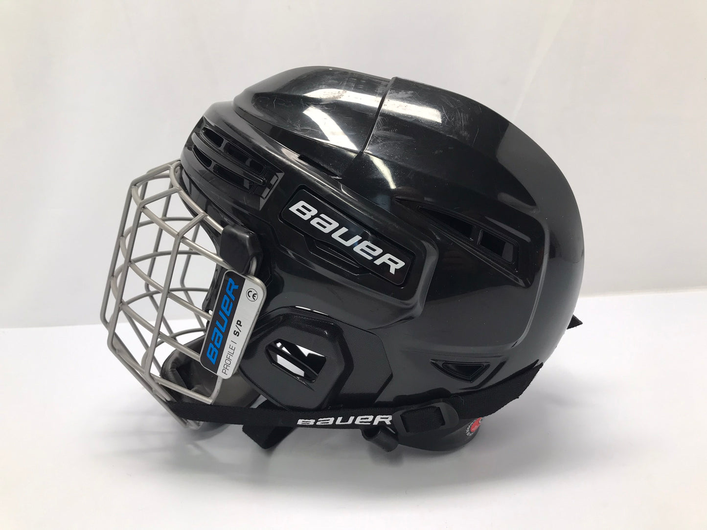 Hockey Helmet Child Size Y Small 6-6 58 Bauer With Cage Expires Dec 2025 As New