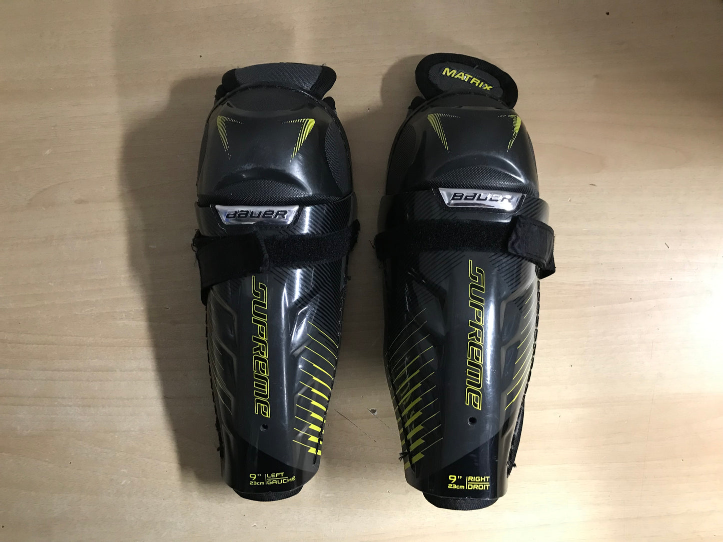 Hockey Shin Pads Child Size 9 inch Bauer Matrix Black Yellow As New