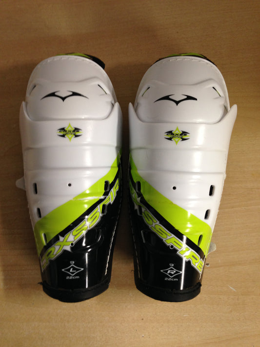 Hockey Shin Pads Child Size 9 inch Vic Cross Fire Calf Wrap White Black Lime Excellent