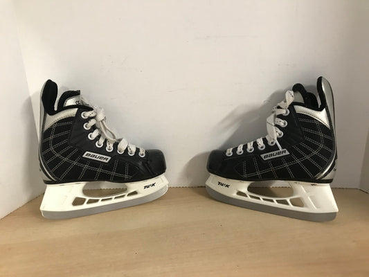 Hockey Skates Child Size 13 Shoe Size Bauer Challenger Excellent