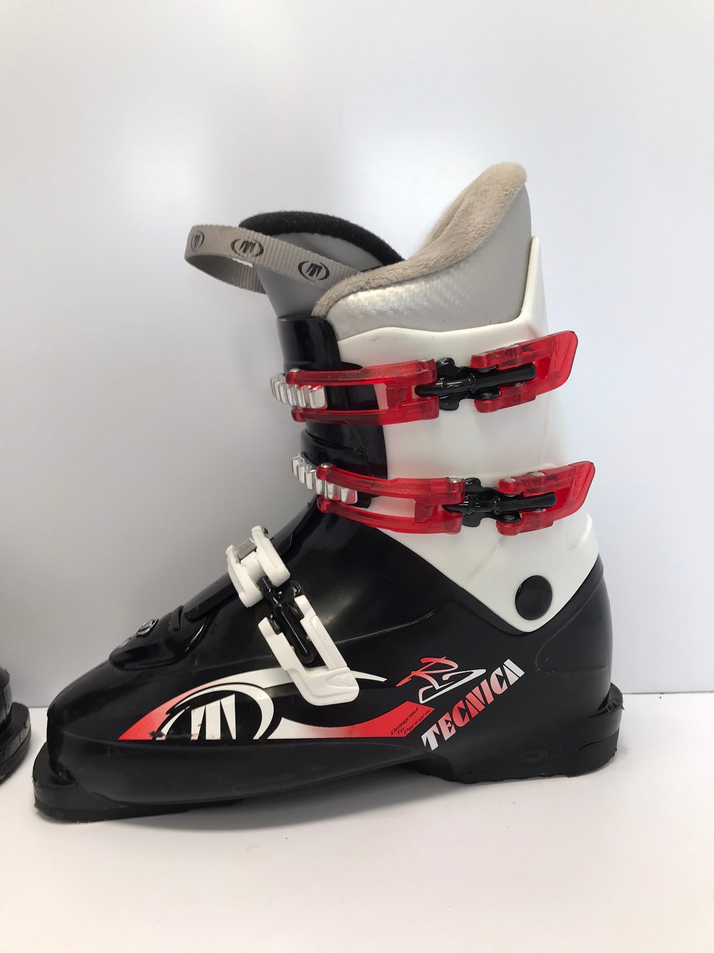 Ski Boots Mondo Size 25.0 Men's Size 7  Ladies Size 8 291 mm Tecnica Black White Red Excellent