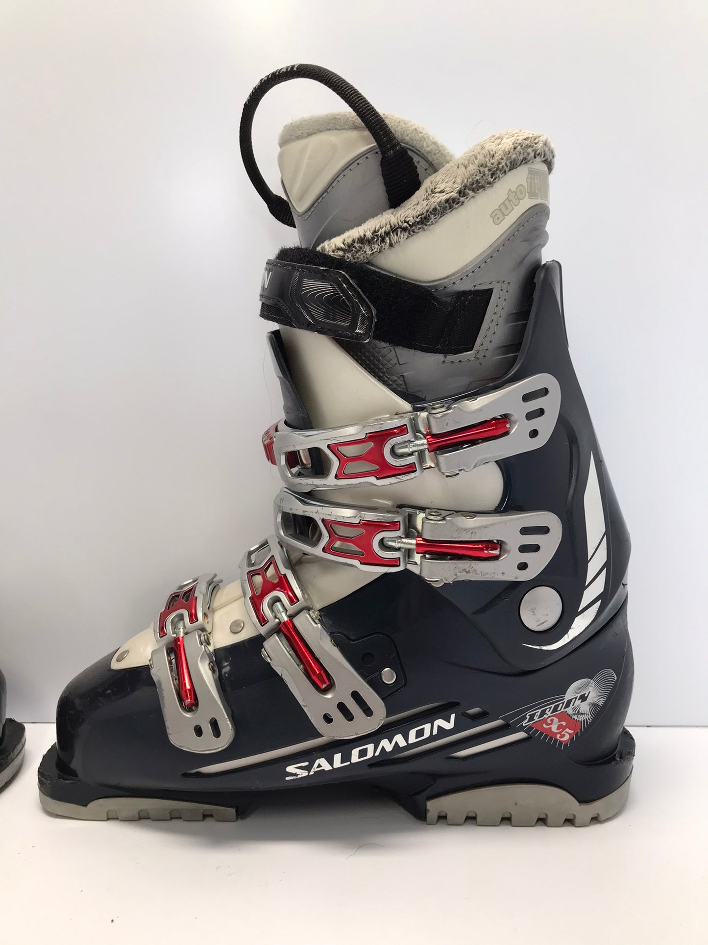 Ski Boots Mondo Size 25.5 Ladies Size 8 298 mm Salomon Marine Blue and Pearl