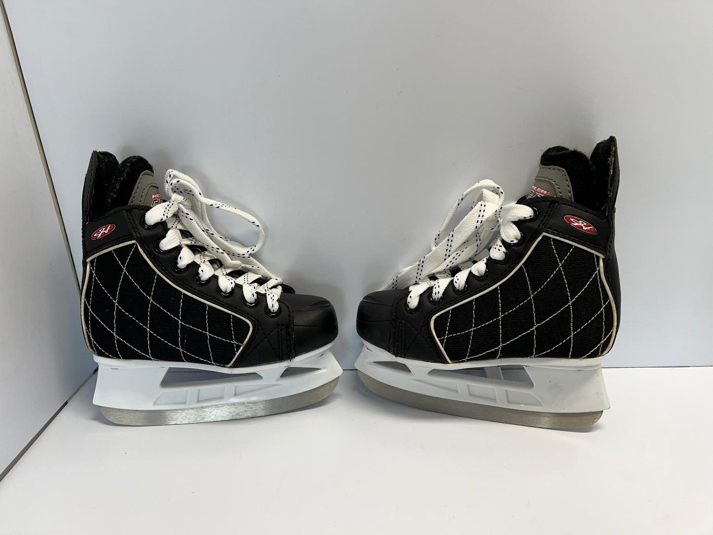 Hockey Skates Child Size 13 Shoe Size Hespeler