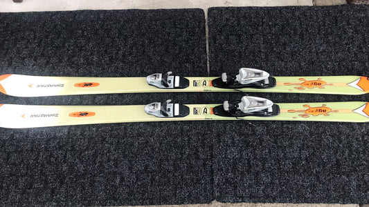 Ski 160 Dynastar Parabolic With Bindings